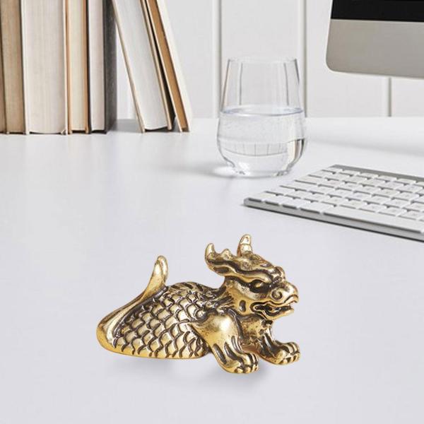 寝室の装飾のためのアンティーク真鍮麒麟像ミニチュア彫刻コレクション スタイル C