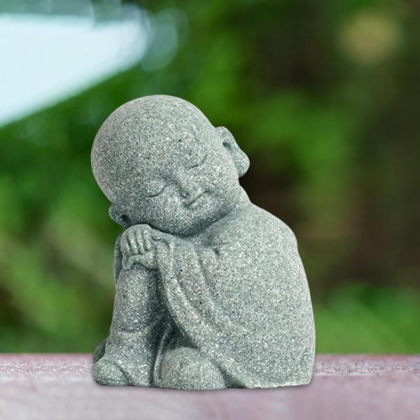 僧侶の置物 仏像 繊細な装飾 家の装飾 デスクトップの瞑想用