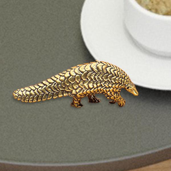 動物彫刻真鍮アート装飾ティーペット孔雀満開センザンコウの飾りミニセンザンコウの置物車用イースター植物