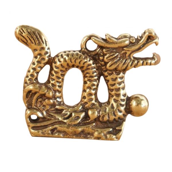 中国のドラゴンぶら下げペンダント真鍮クラフト 3.2 × 2.5 センチメートル風水手工芸品の装飾車のインテリア装飾