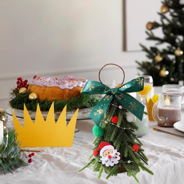 小さな人工クリスマスツリーオーナメント パーティー リビングルーム 吊り下げフープ付き サンタクロース付き