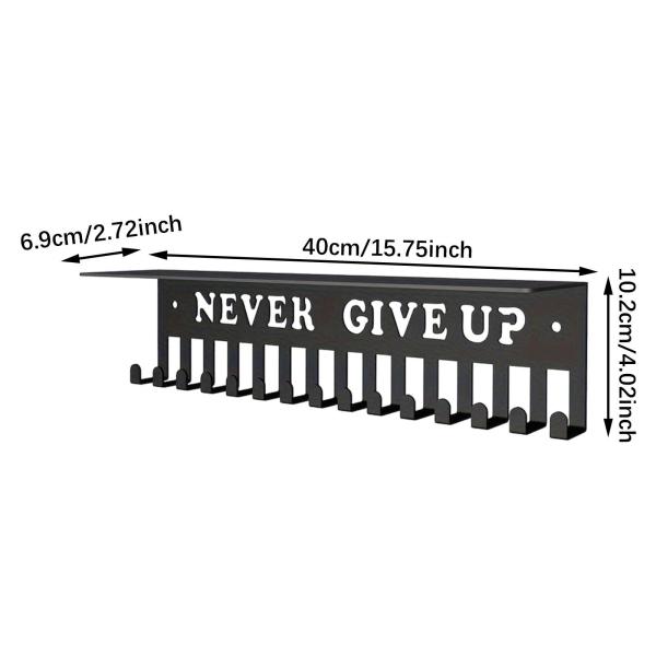 メダルハンガー メダルホルダー Never Give Up マウント 頑丈なトロフィー棚 メダル収納ラック ランニング 野球 レース ソフトボール用