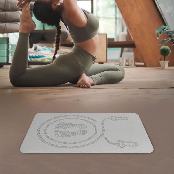 ホームジム用ジャンプロープマット 床保護 厚手 縄跳びパッド グレー