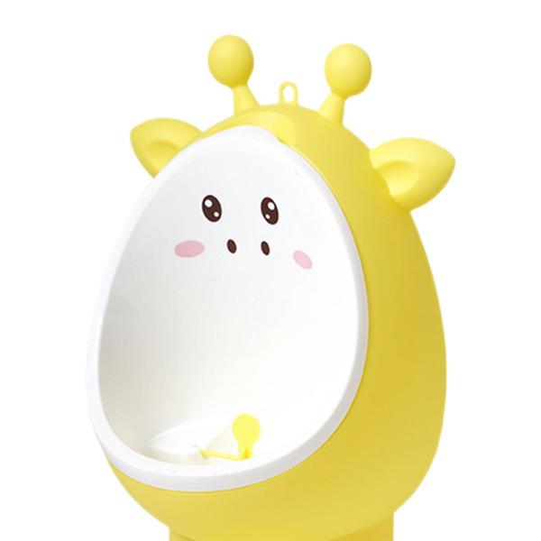 漫画の動物のおしっこトイレトレーニング便器少年立っている便器頑丈な黄色の子鹿