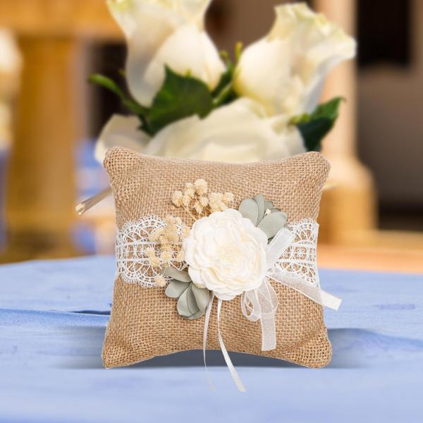 結婚指輪 クッション リング ベアラー 枕 パーティー用 お祝い用品 結婚式 ホワイト