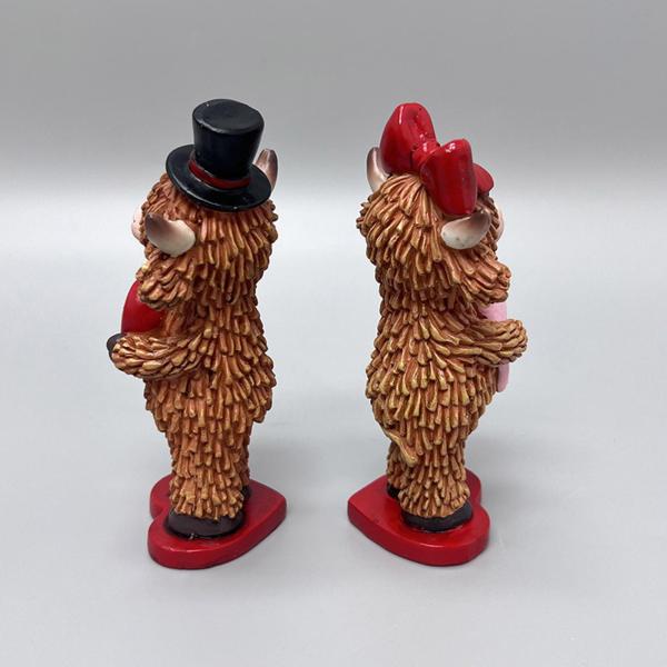 ハイランド牛の樹脂製置物 工芸品 動物彫刻 マントルピース キッチン オフィス 女性用