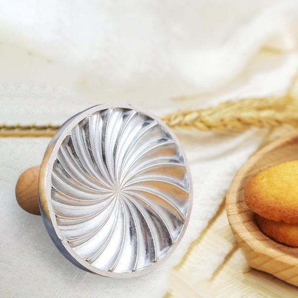 ハンドルペストリージンジャーブレッドモールド渦巻き付きメタルクッキーモールドビスケットカッター