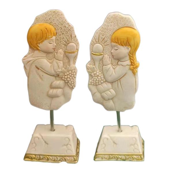 祈りの置物 祈る像 キリスト降誕 カトリック 宗教的ギフト 装飾品 男の子と女の子