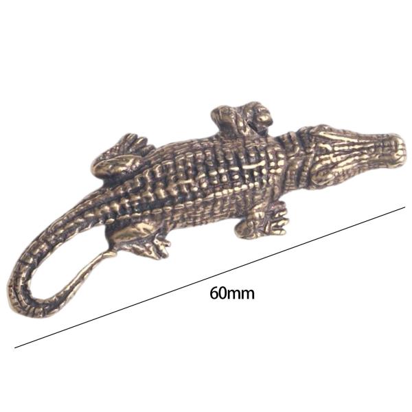 真鍮の動物の彫像 真鍮のワニの置物 ホームガーデンの装飾 金属製のミニチュアの机の装飾 動物の彫像の装飾 ミニチュアの置物