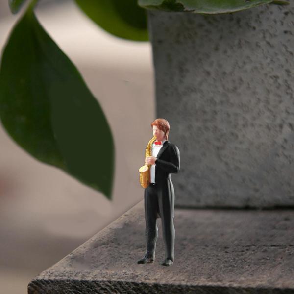 1:64スケール バンドフィギュア ジオラマ 電車レイアウト用 マイクロ風景 DIY シーン サックス奏者