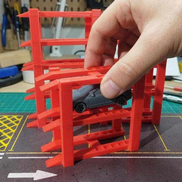 1/64スケール カーディスプレイスタンド ガレージシーン小道具 マイクロランドスケープ パーキングラック 3段 赤