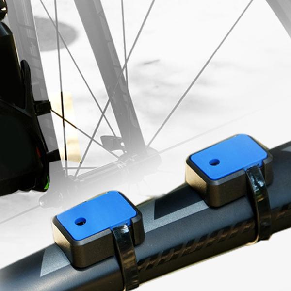 折りたたみ自転車のフレームの水のボトル拡張ラック穴の取り付けシートブラケット赤