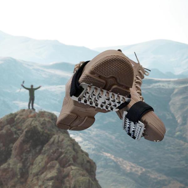 2個のアイススノーグリッパーアイゼンクリートノンスリップフットウェアスノーウォーキング