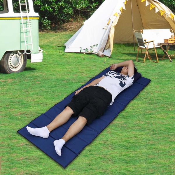 厚手のキャンプ用スリーピングパッド 折りたたみ式 ポータブル ビーチマット 公園 ハイキング ガーデン用 ブルー 厚さ1cm