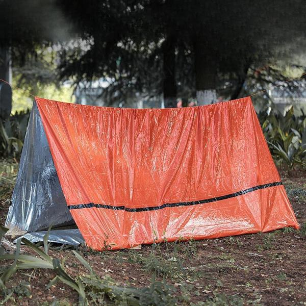 屋外の緊急テントキャンプラップ涙の抵抗性ポータブル再利用可能なスリーピングバッグコンパクトシェルター釣りバックパッキングのためのコンパクトシェルター