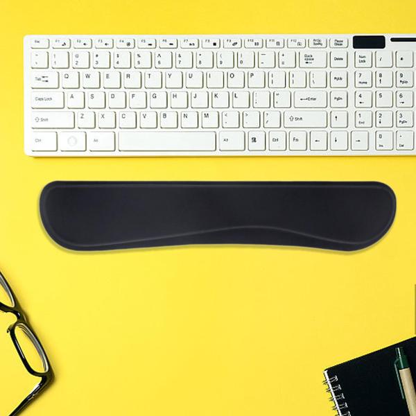 キーボード リストレストパッド キーボードアクセサリー 作業用 人間工学に基づいたデスク リストパッド ブラック
