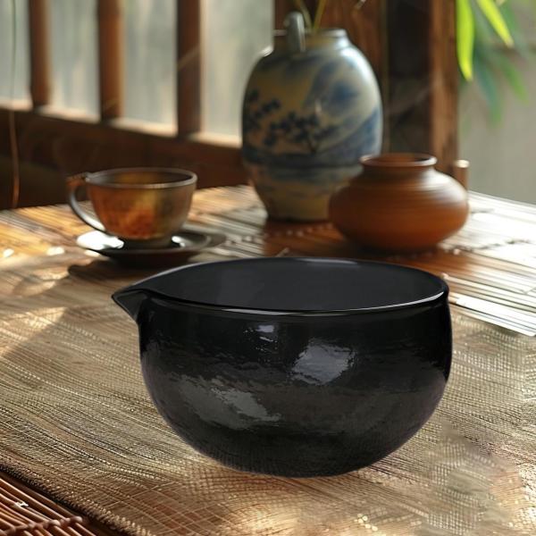 抹茶碗（注ぎ口付き）水出し用・お湯出し用抹茶茶碗（黒）