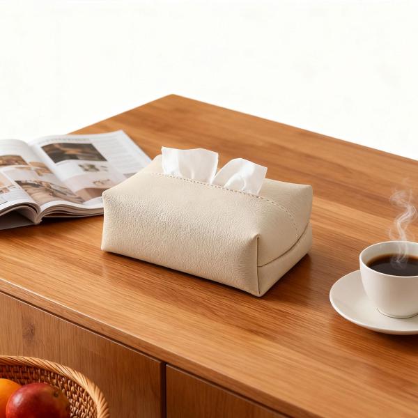 ティッシュボックスカバー スタイリッシュなPUレザー製 ティッシュホルダー 車 寝室 レストラン用 ホワイト
