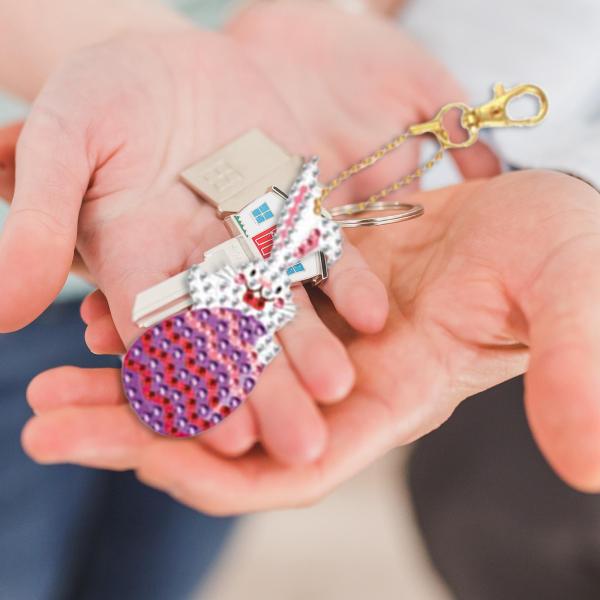 5個のダイヤモンド絵画キーホルダーイースターエッグモザイクメイキングキーリングペンダント5PCSイースターバニー