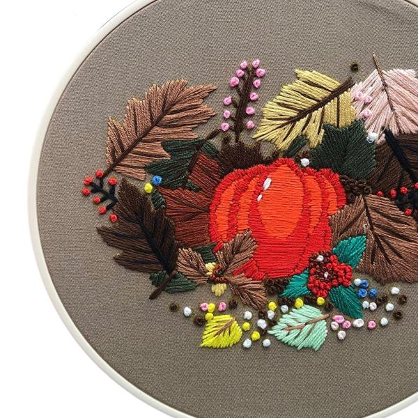 刺繍スターターキット ハロラフト デコレーション クロスステッチ 大人用 メープルリーフ用