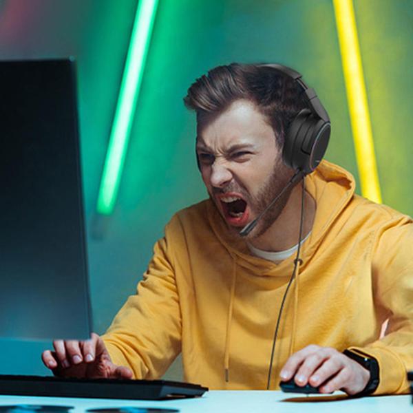 コードゲームヘッドセットオーバーイヤー調整可能なヘッドバンドノイズアイソレーションブラック