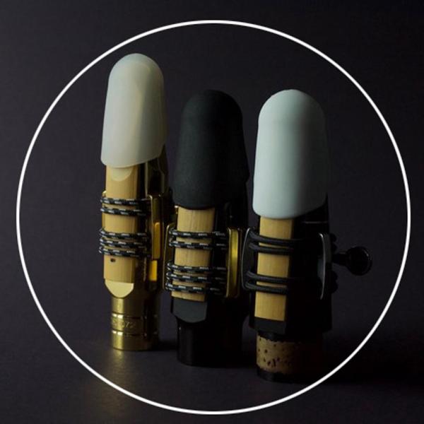 サクソフォンキャップバックルパッチパッドキャップ サクソフォンマウスピースキャップ