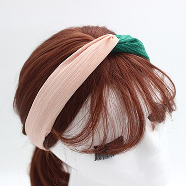 スポーツ ヨガ ダンス ヘアバンド カチューシャ レディース 落ち止め 吸汗 通気 全５色 