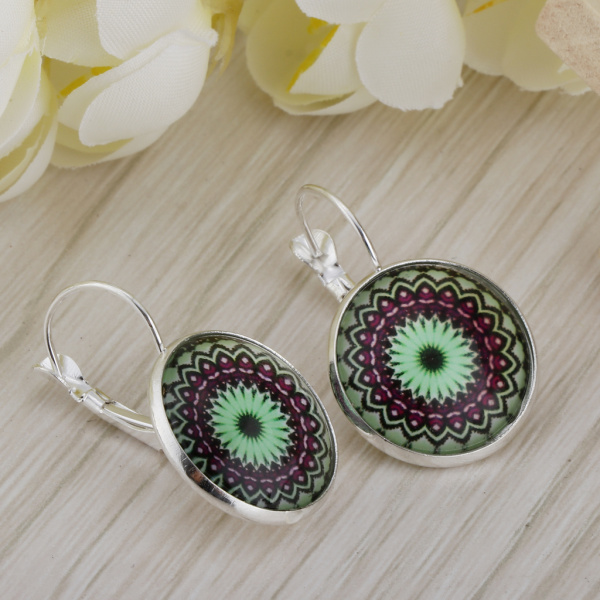 ボヘミアピアス フック ヴィンテージピアス ヒマワリピアス 美しい 全６色