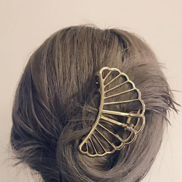 バナナクリップ ヘアアクセサリー ヘアクリップ 大きめ 厚い毛 髪留め バレッタ 全4種類