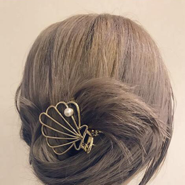 バナナクリップ ヘアアクセサリー ヘアクリップ 大きめ 厚い毛 髪留め バレッタ 全4種類