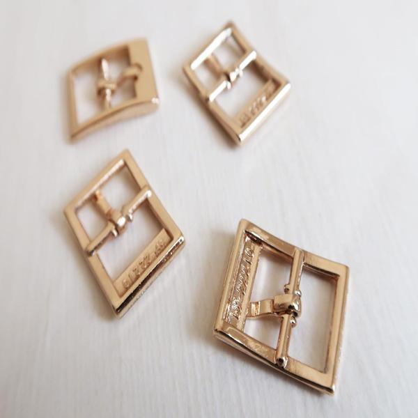 ベルトバックル ピン式バックル バックル 金属製 ベルト、財布、ハンドバッグ DIY 手作り 4個 全2色