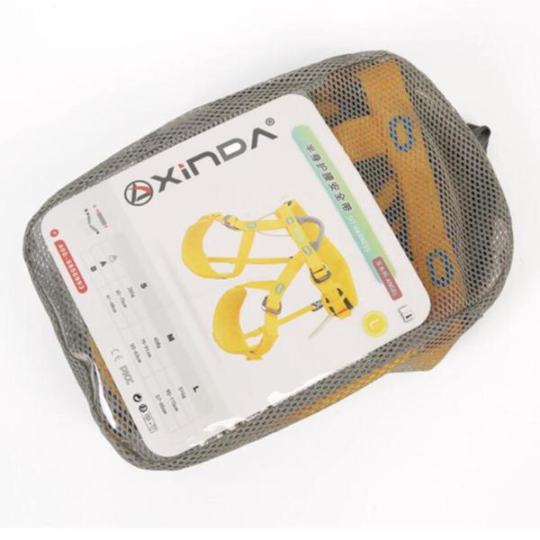 チャイルドハーフボディガイド厚みのあるハーネスクライミング、ウエストの安全ハーネスの保護、登山用の軽量ハーフボディハーネス