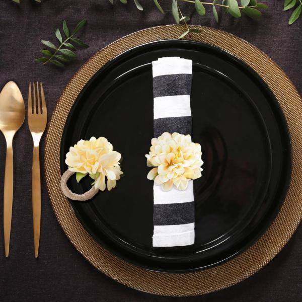 6ピース花の形をしたタオルバックルナプキンリングフェスティバルクリスマス感謝祭の結婚式のホテルのテーブルの装飾のための工芸品