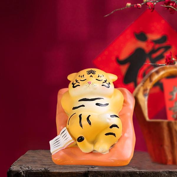 虎 置物 干支 インテリア 2022 新年 かわいい とら 飾り 装飾 お正月 車載飾り 工芸品