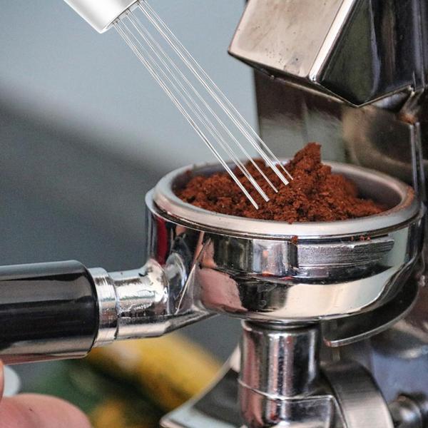 誕生日プレゼント用のステンレス鋼コーヒータンパーディストリビューターエスプレッソツール