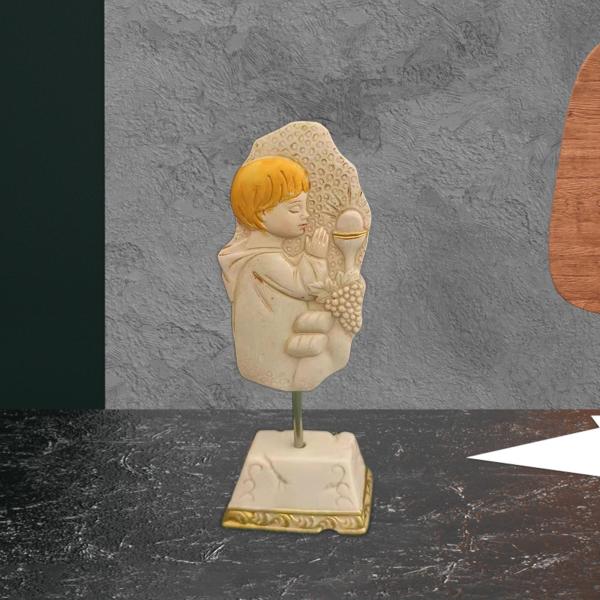 宗教的なカトリックの祈りの置物 祈る像 5インチ デスクトップの装飾 宗教的なギフト