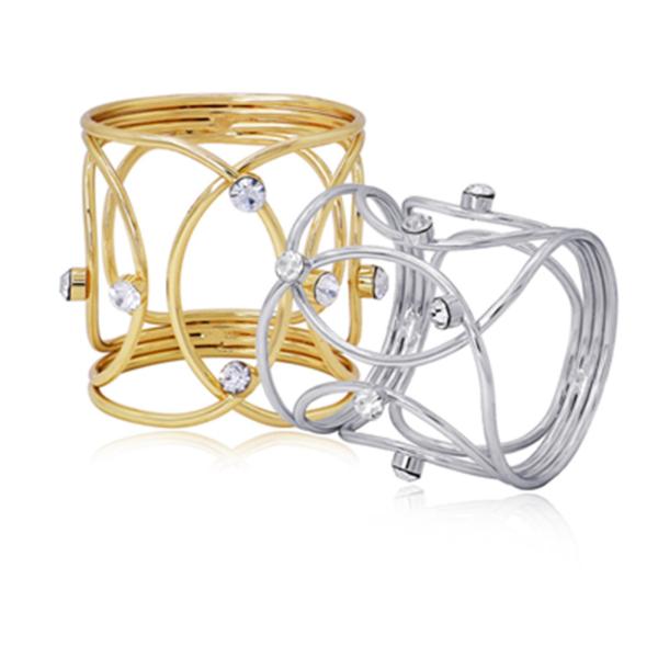 3個 ホリデーナプキンホルダー ナプキンリング エレガント 高さ4.3cm 中空デザイン 再利用可能なテーブル装飾 誕生日、クリスマス、イー