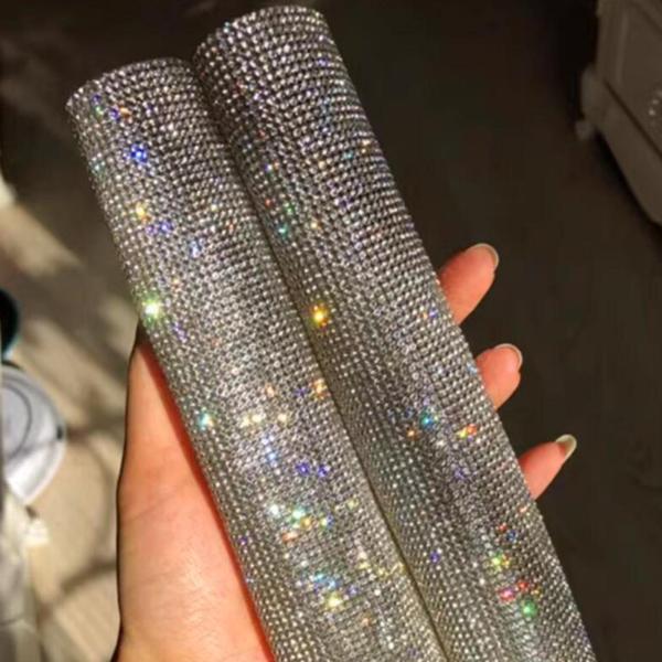 ラインストーンマイクハンドルスリーブハンドヘルドマイクプロテクター目を引く装飾的なユニバーサルマイクカバー録音用