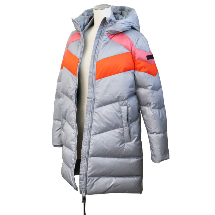 週末限定値下げ！ DIESEL リアルダウンジャケット 週末限定値下げ！ DIESEL リアルダウンジャケット