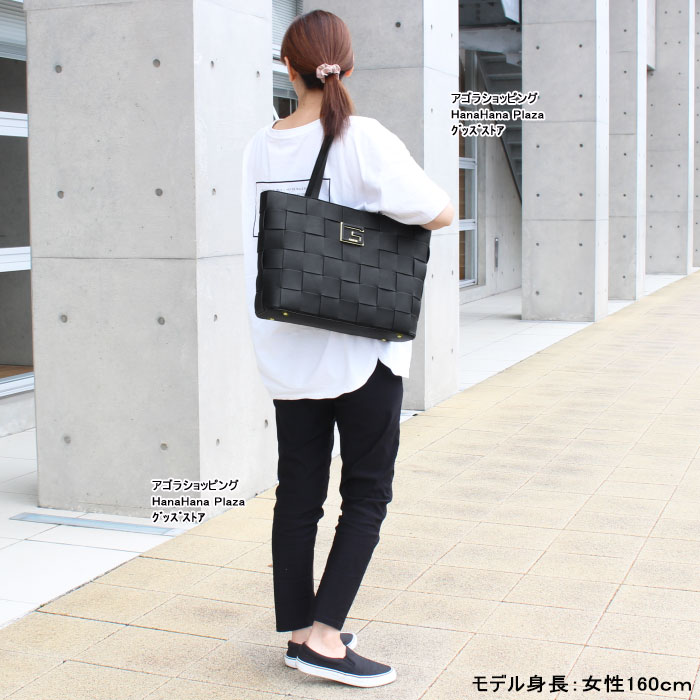 【黒ねこ】ボディバッグ、マルチケース×3 3-layer MOM TOTE BAG(black×black logo)
