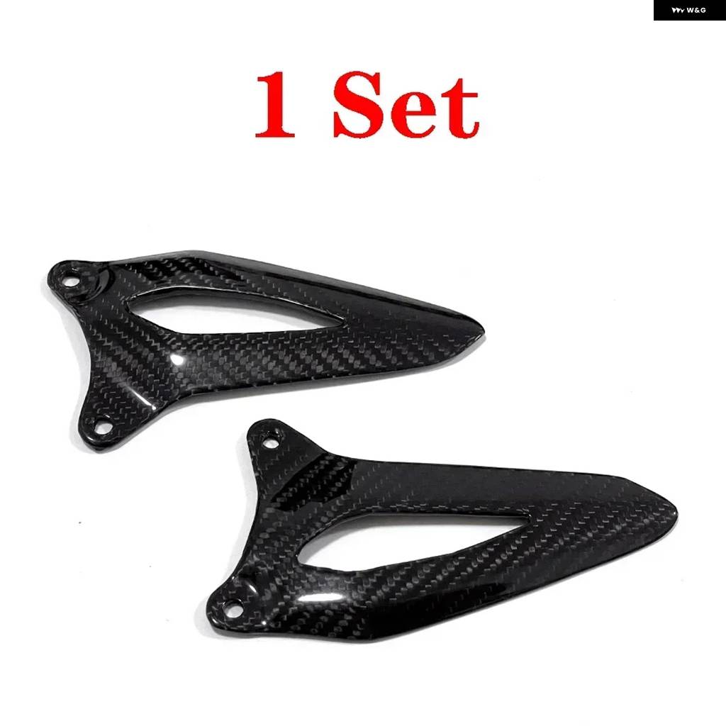 並行輸入品カーボン トライアンフ SPEED TRIPLE 1200RS 1200RR 2021-24 バイク アクセサリー ヒールプレート ガード フットレストの画像