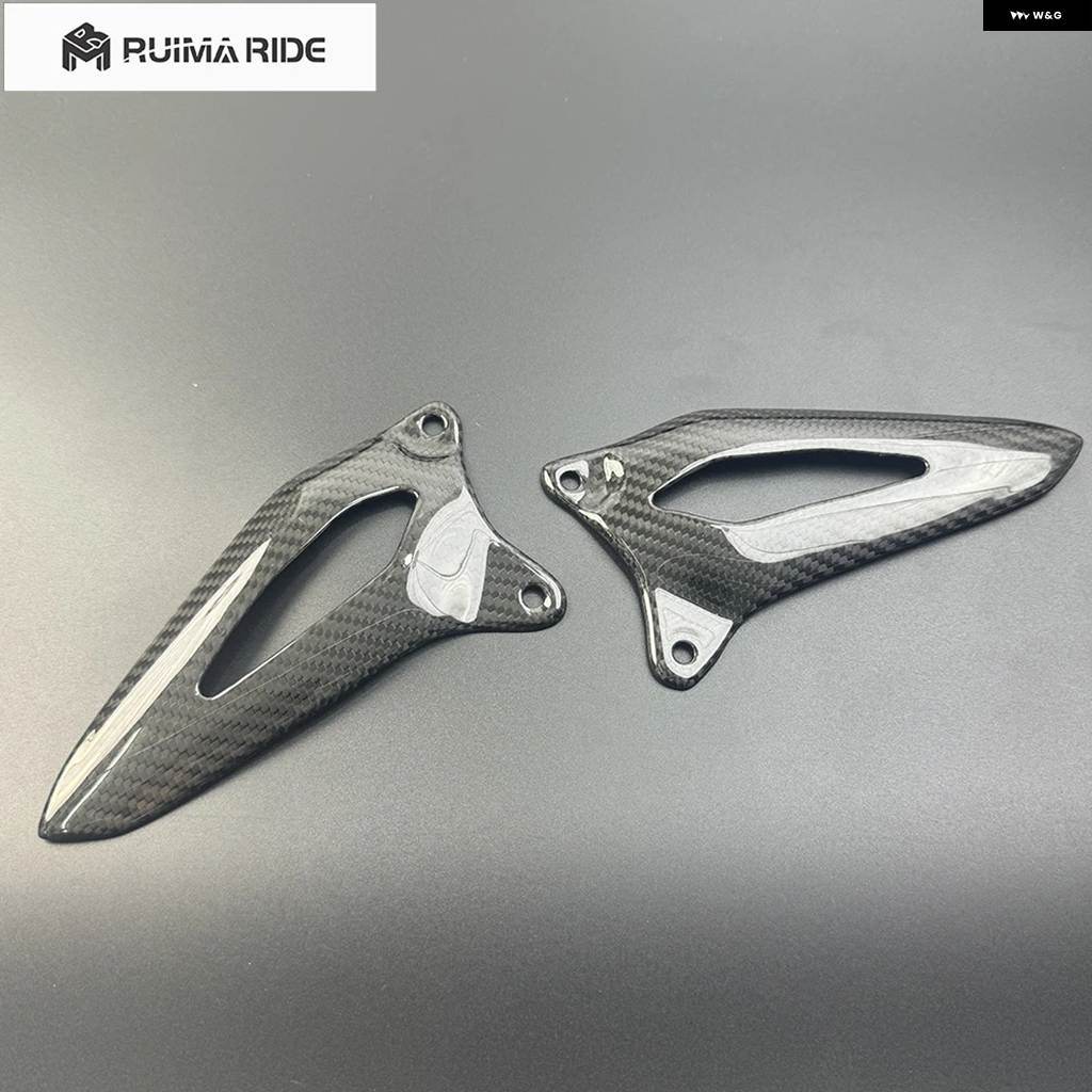 並行輸入品カーボン バイク アクセサリー トライアンフ スピード トリプル 1200RS 1200RR 2021-2024 ヒールガードペダルの画像