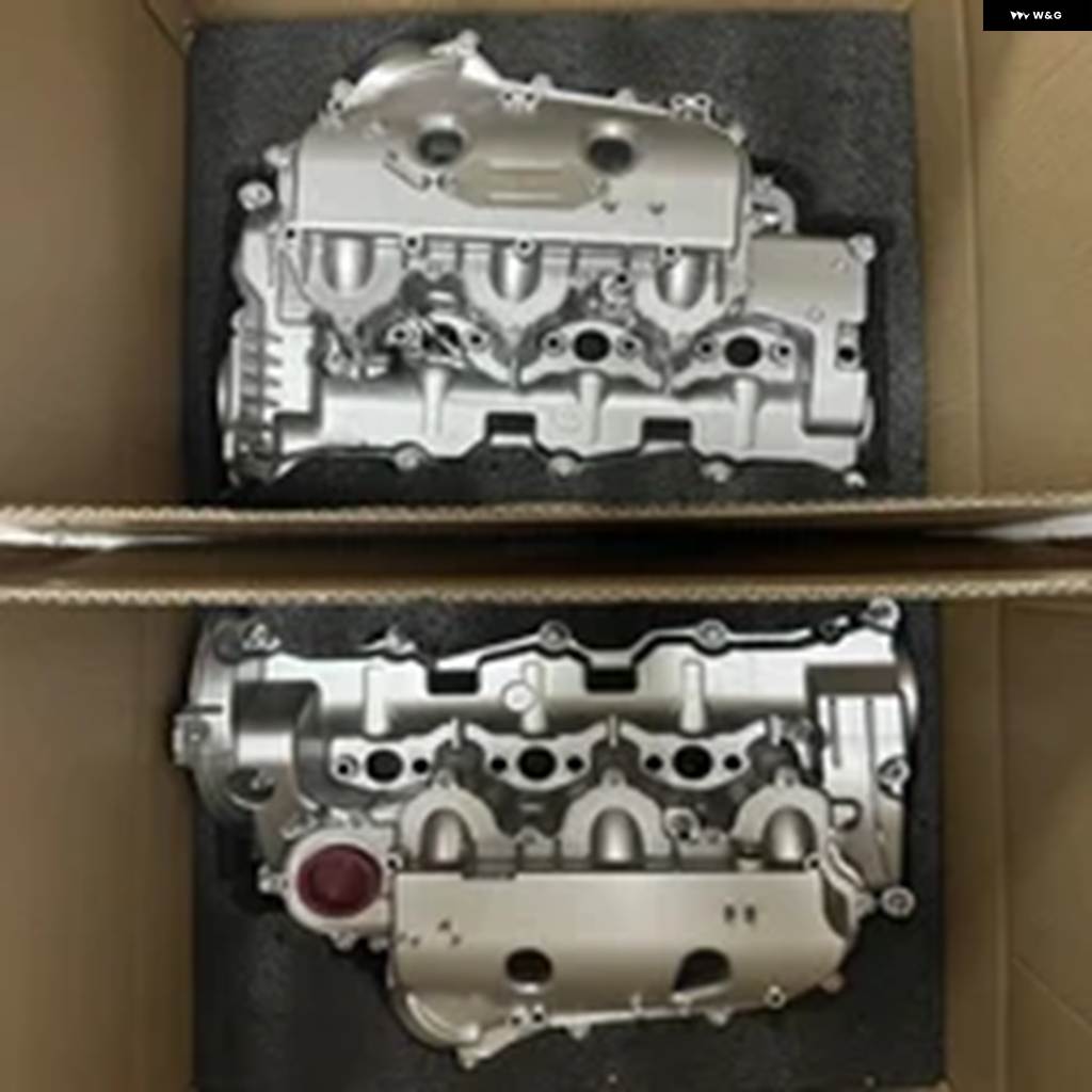 並行輸入品 LR105956 LR105957 インレット マニホールド カバー ランドローバー 3.0 TDV6 ディスカバリー 4 RR スポーツ ジャガの画像