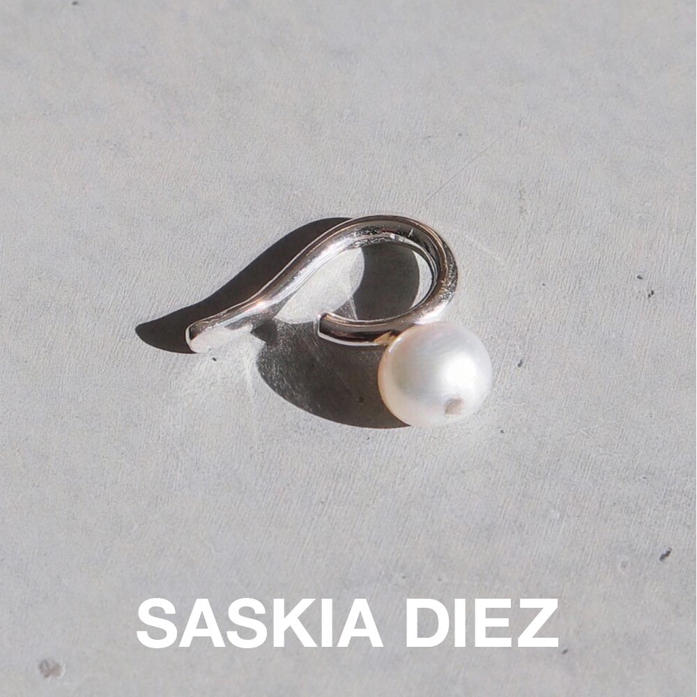 新品未使用 SASKIA DIEZ ドイツ直輸入 モップディスクイヤーカフ SASKIA DIEZ サスキアディツ イヤーカフ ゴールド STARS BOLD