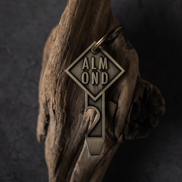 22 Almond Surfboards & Design アーモンドサーフボードデザイン FIN