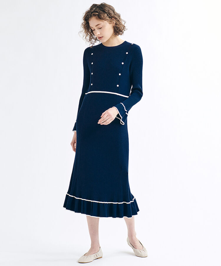 のボタンの LANVIN en Bleu（Wear） アイレットリブニットワンピース