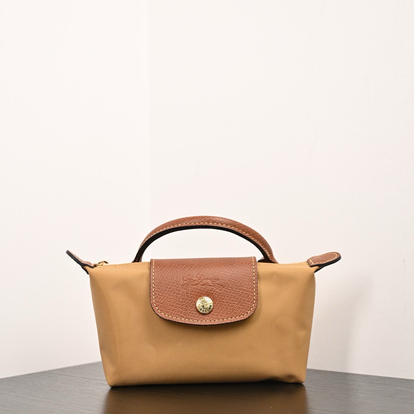 新品未使用】LONGCHAMP ロンシャン フラットポーチ クラッチバッグ