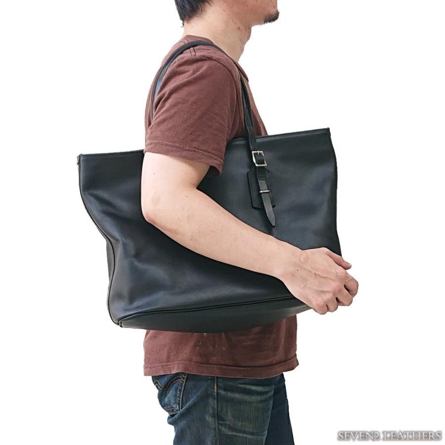 月曜日まで値下げします　値下げ不可　レッドムーン　バッグ REDMOON レッドムーン トートバッグ ファスナー付き バッグ