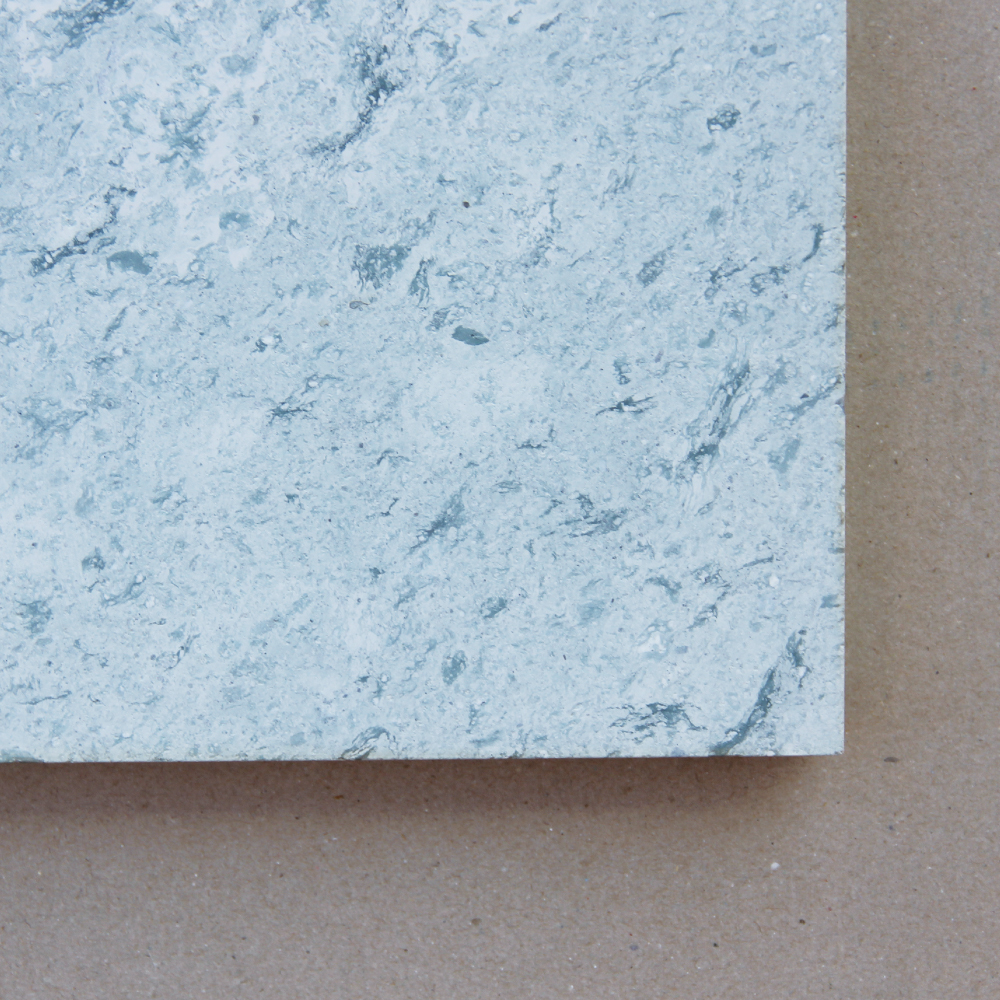 天然石 十和田石 世界的に希少な天然石 60×30×2.2センチ 1枚 石の