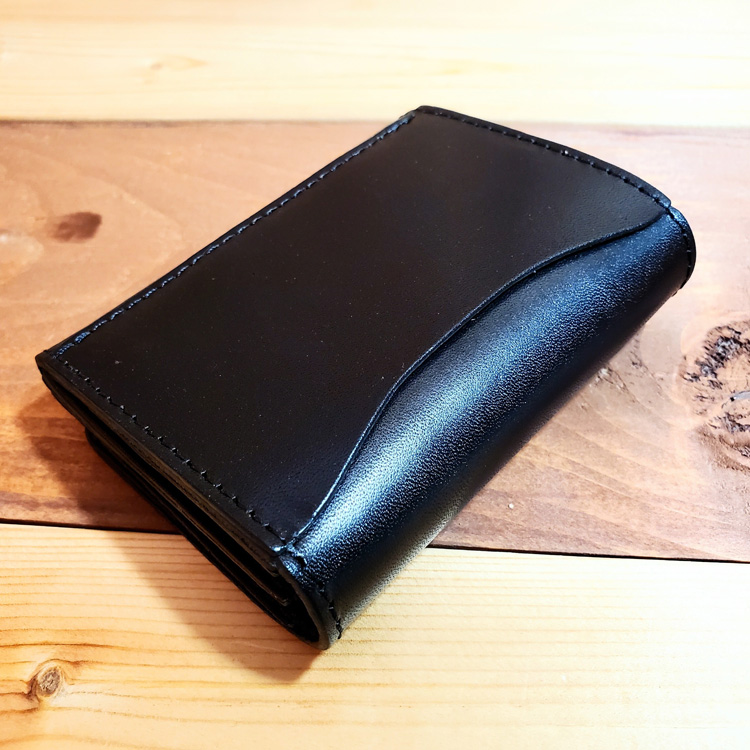 日本製 栃木レザー 財布 ウォレット USAスタッズ 2つ折り財布